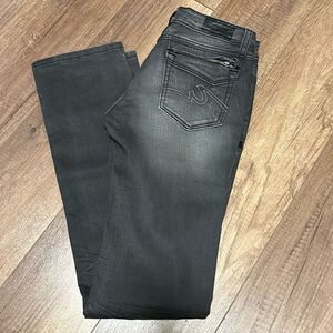 Anoname black jeans straight chrissy leg